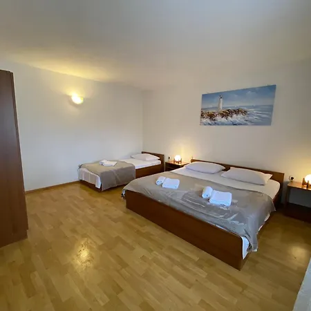 Apartamento Maticic Šilo